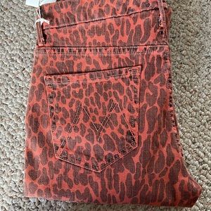 Mother High Waisted Looker Ankle Fray